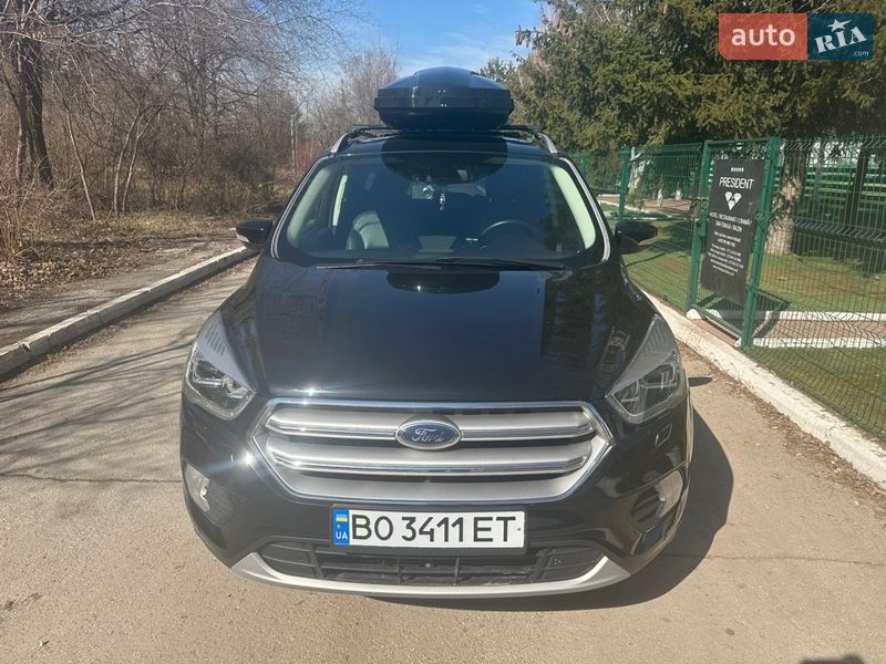 Внедорожник / Кроссовер Ford Kuga 2017 в Одессе
