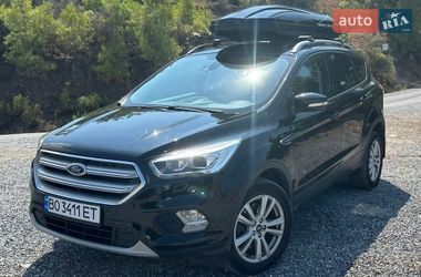Позашляховик / Кросовер Ford Kuga 2017 в Одесі