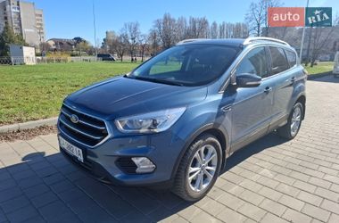 Позашляховик / Кросовер Ford Kuga 2019 в Черкасах