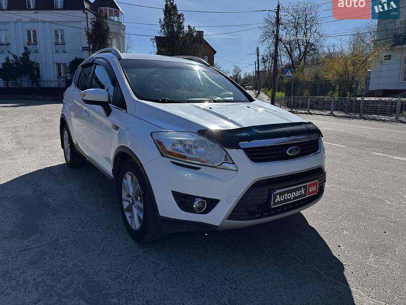 Позашляховик / Кросовер Ford Kuga 2012 в Києві