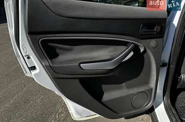 Позашляховик / Кросовер Ford Kuga 2012 в Києві