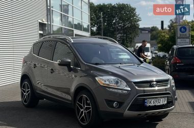 Внедорожник / Кроссовер Ford Kuga 2012 в Ровно