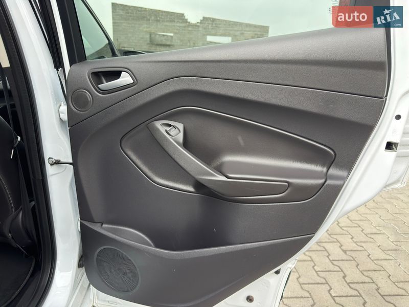 Позашляховик / Кросовер Ford Kuga 2014 в Дубні