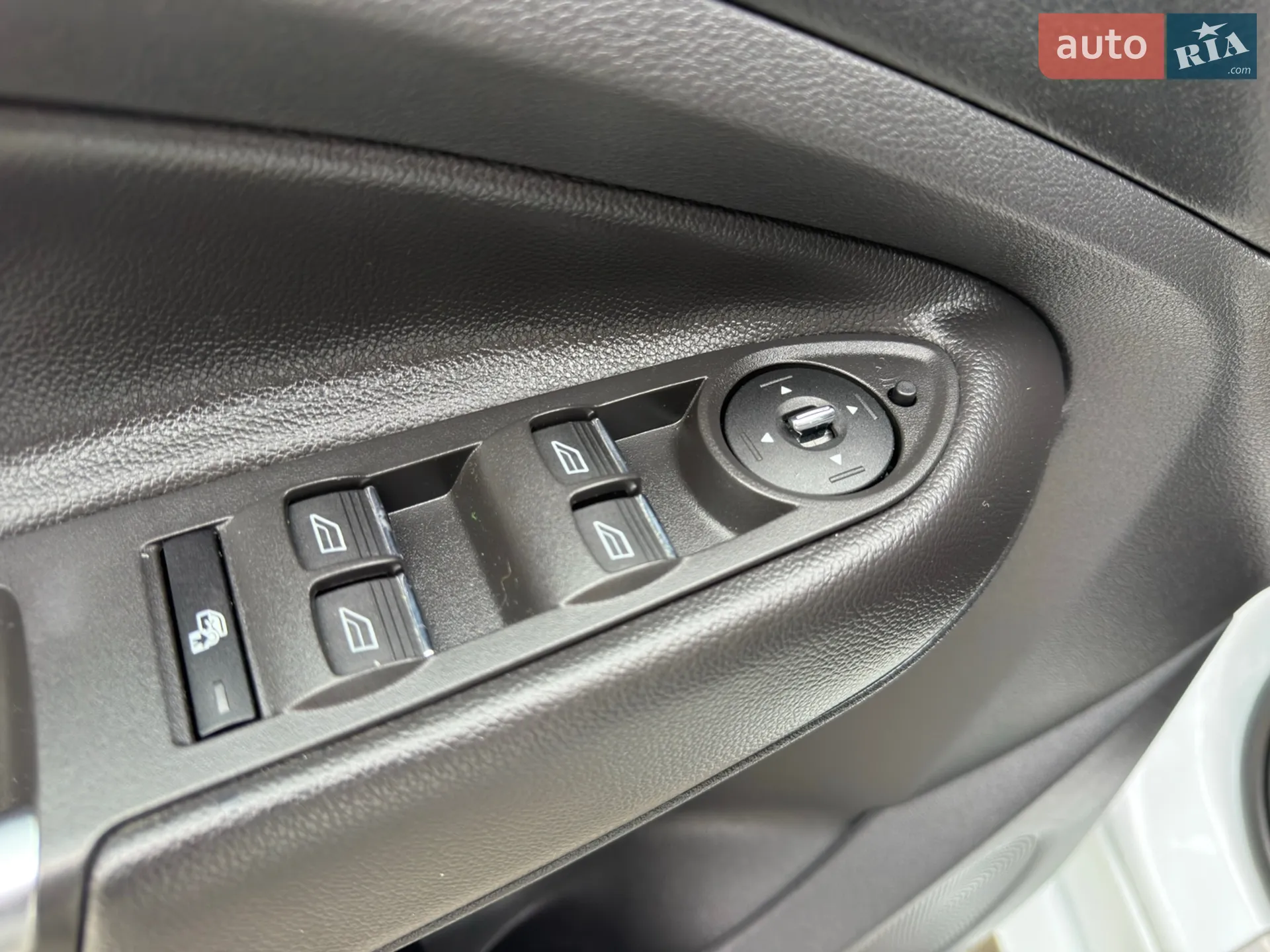 2014 Ford Kuga - мініатюра 40