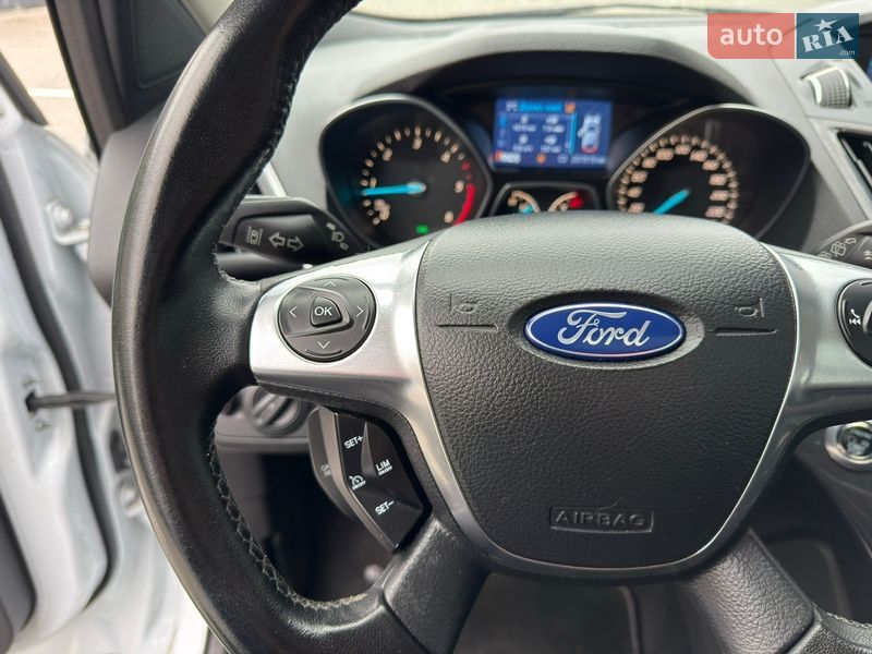 Позашляховик / Кросовер Ford Kuga 2014 в Дубні