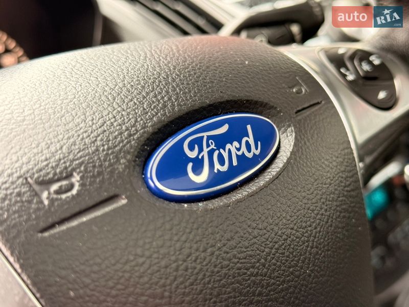 Позашляховик / Кросовер Ford Kuga 2014 в Дубні