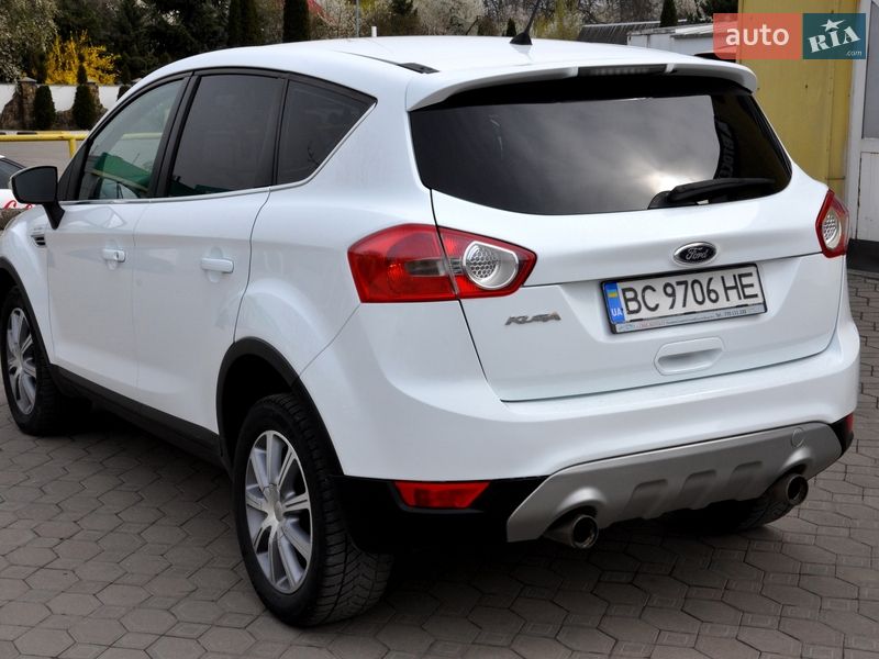 Позашляховик / Кросовер Ford Kuga 2011 в Львові