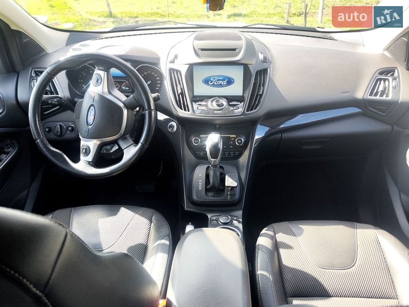 Позашляховик / Кросовер Ford Kuga 2016 в Ковелі