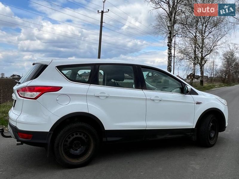 Внедорожник / Кроссовер Ford Kuga 2014 в Ивано-Франковске фото 8 Внедорожник / Кроссовер Ford Kuga 2014 в Ивано-Франковске