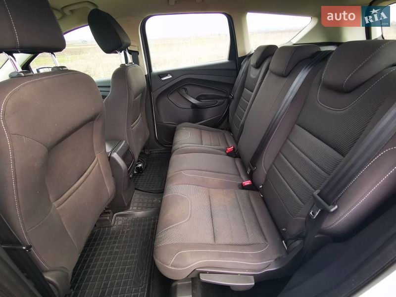 Внедорожник / Кроссовер Ford Kuga 2014 в Ивано-Франковске фото 17 Внедорожник / Кроссовер Ford Kuga 2014 в Ивано-Франковске