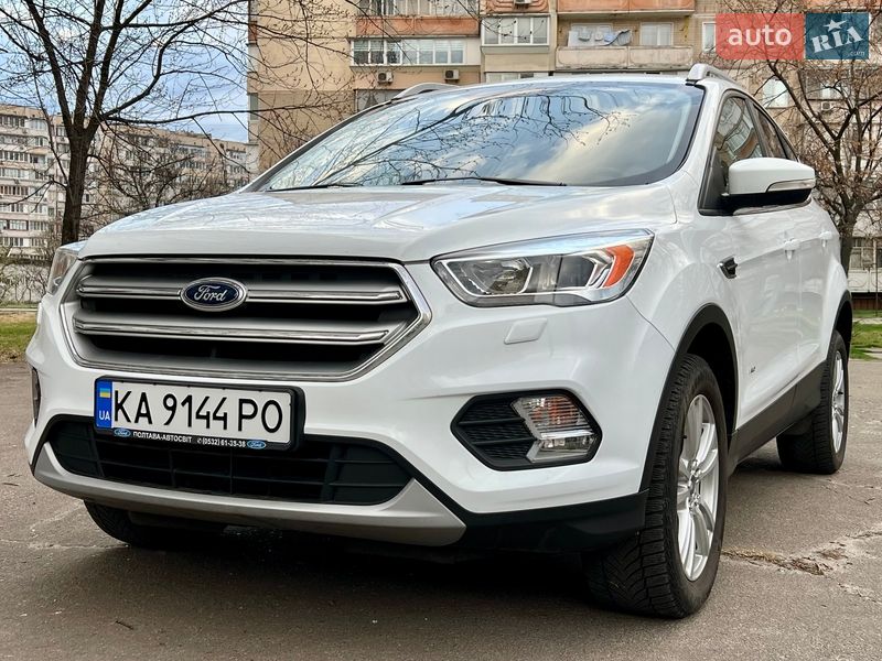 Внедорожник / Кроссовер Ford Kuga 2016 в Киеве фото 6 Внедорожник / Кроссовер Ford Kuga 2016 в Киеве