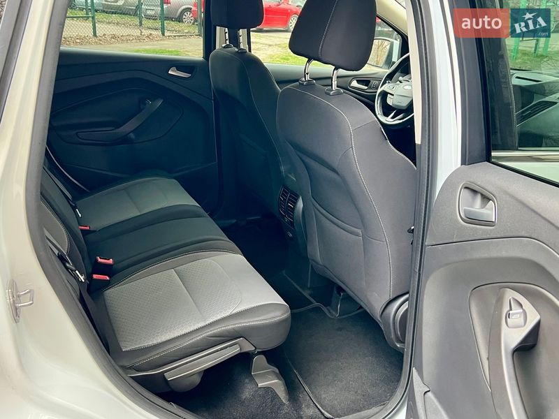 Внедорожник / Кроссовер Ford Kuga 2016 в Киеве фото 18 Внедорожник / Кроссовер Ford Kuga 2016 в Киеве