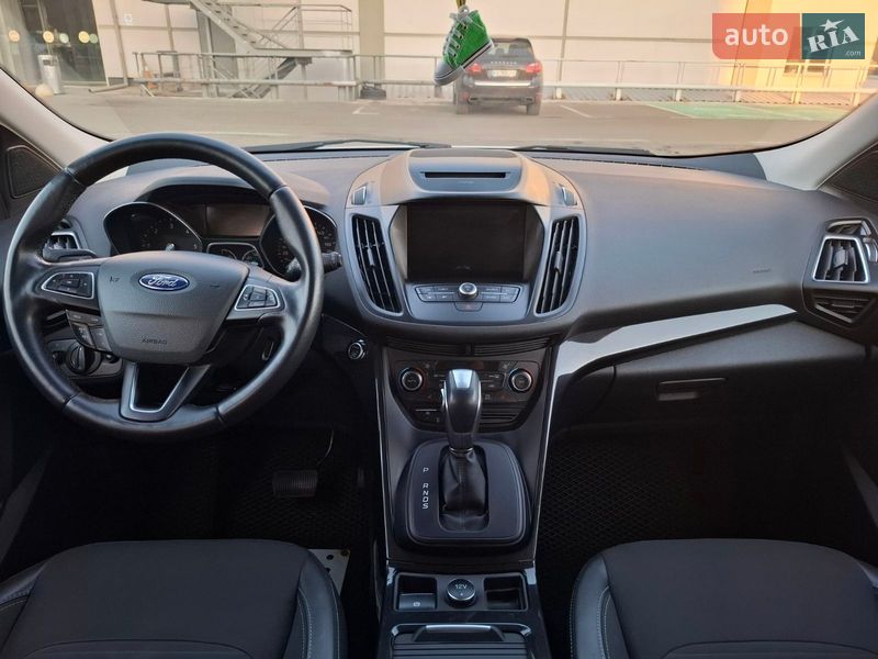 Позашляховик / Кросовер Ford Kuga 2019 в Києві