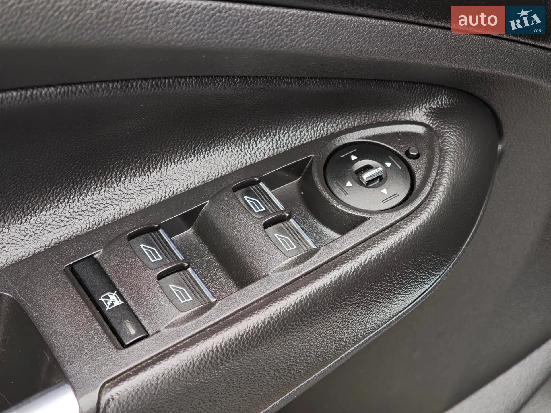 2013 Ford Kuga - мініатюра 25