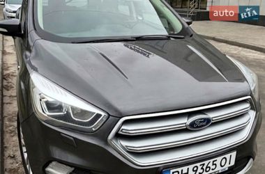 Внедорожник / Кроссовер Ford Kuga 2019 в Киеве