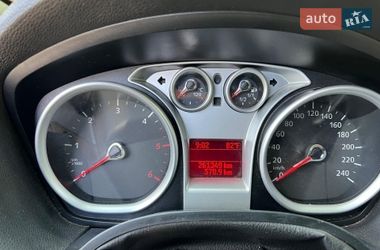 Позашляховик / Кросовер Ford Kuga 2011 в Ужгороді