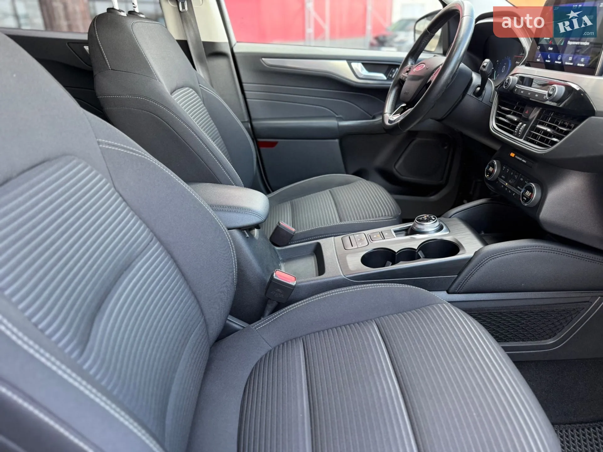 2021 Ford Kuga - мініатюра 13