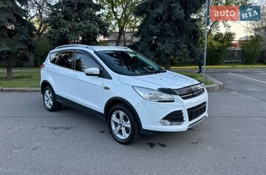 Внедорожник / Кроссовер Ford Kuga 2016 в Николаеве