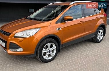 Внедорожник / Кроссовер Ford Kuga 2016 в Киеве