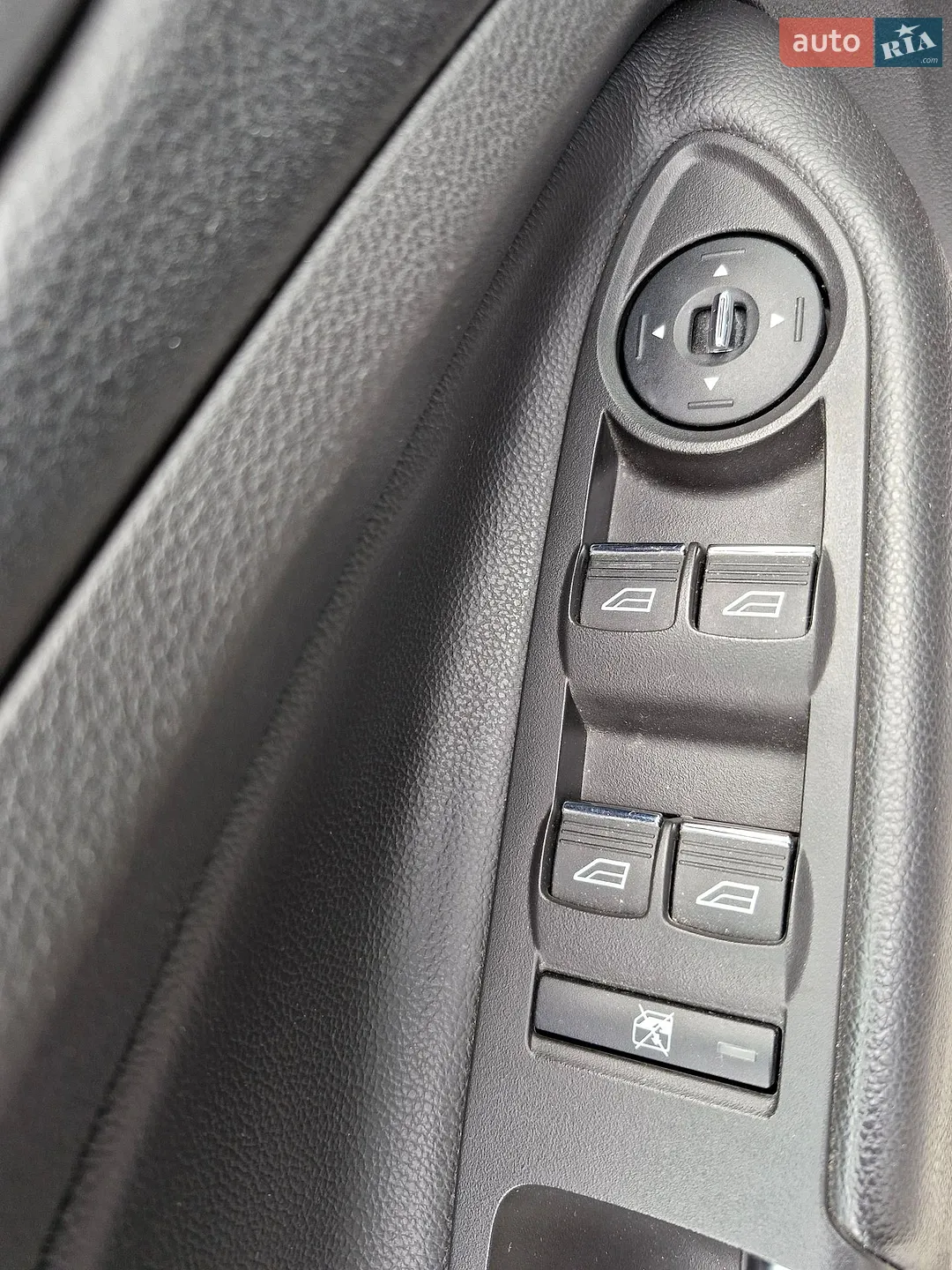 2013 Ford Kuga - мініатюра 17