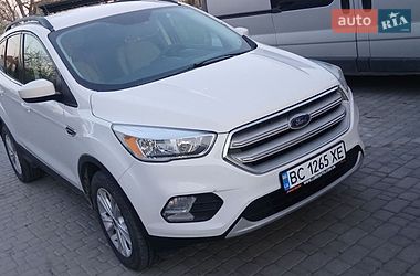Позашляховик / Кросовер Ford Kuga 2018 в Львові