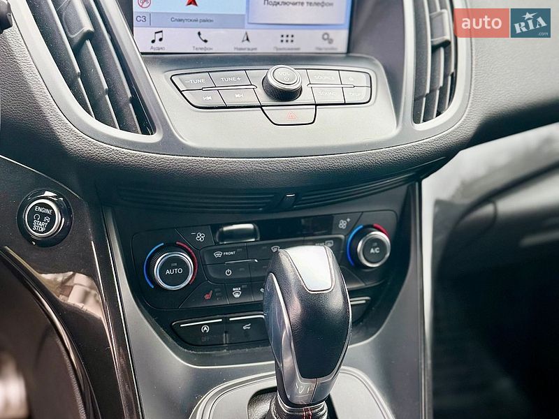 Позашляховик / Кросовер Ford Kuga 2019 в Славуті