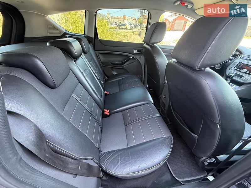 Позашляховик / Кросовер Ford Kuga 2012 в Львові