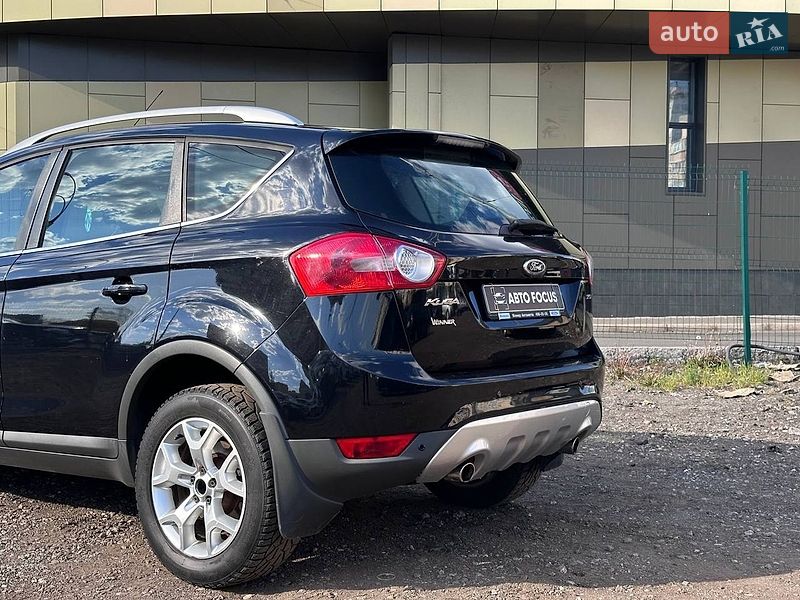 Позашляховик / Кросовер Ford Kuga 2010 в Києві