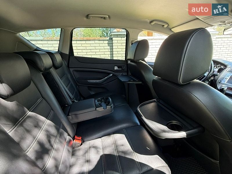 Позашляховик / Кросовер Ford Kuga 2011 в Житомирі