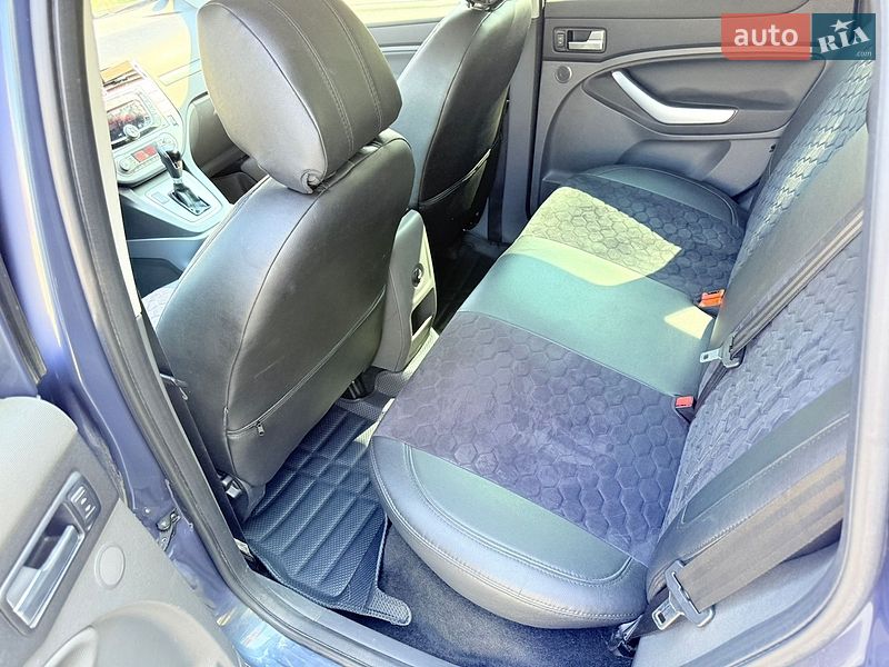 Внедорожник / Кроссовер Ford Kuga 2011 в Харькове