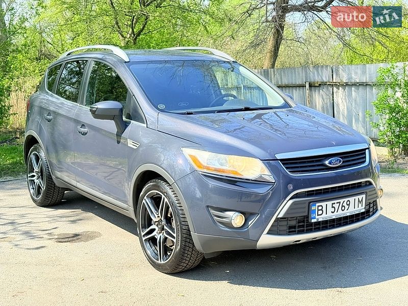 Внедорожник / Кроссовер Ford Kuga 2011 в Харькове