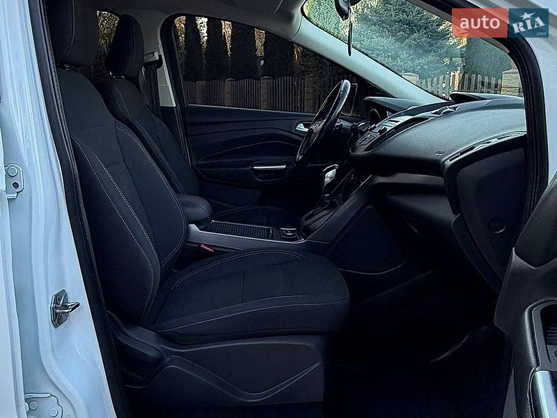Позашляховик / Кросовер Ford Kuga 2017 в Дніпрі