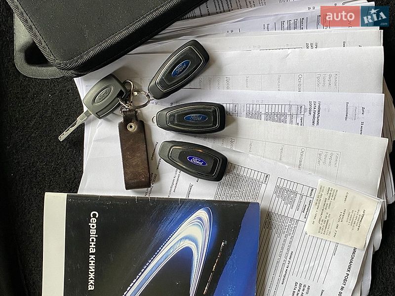Внедорожник / Кроссовер Ford Kuga 2012 в Виннице