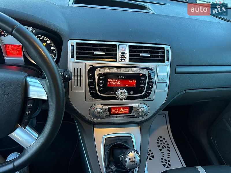 Внедорожник / Кроссовер Ford Kuga 2012 в Луцке