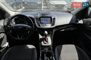 Позашляховик / Кросовер Ford Kuga 2019 в Івано-Франківську
