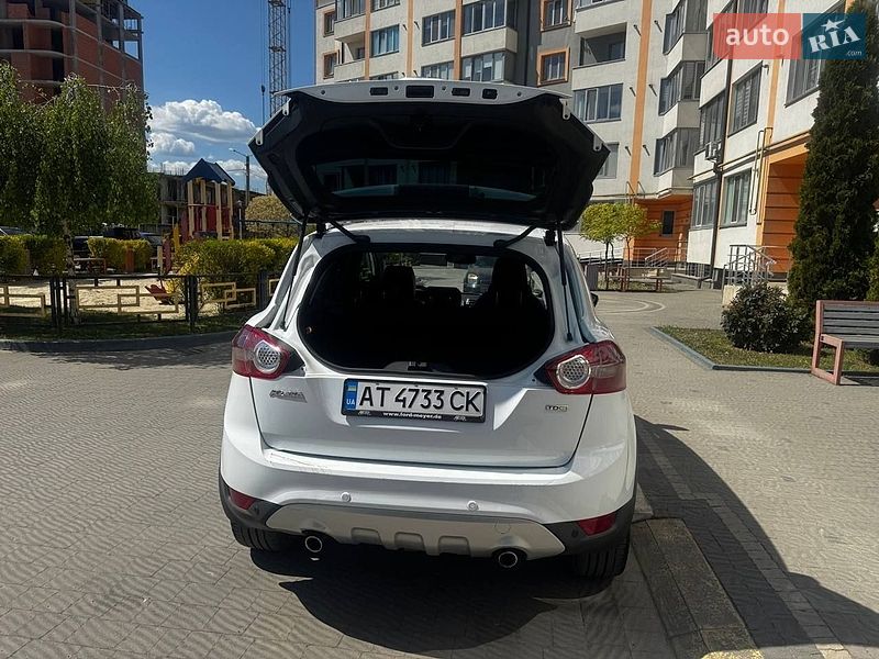 Внедорожник / Кроссовер Ford Kuga 2009 в Ивано-Франковске