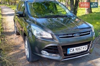 Внедорожник / Кроссовер Ford Kuga 2016 в Каменке