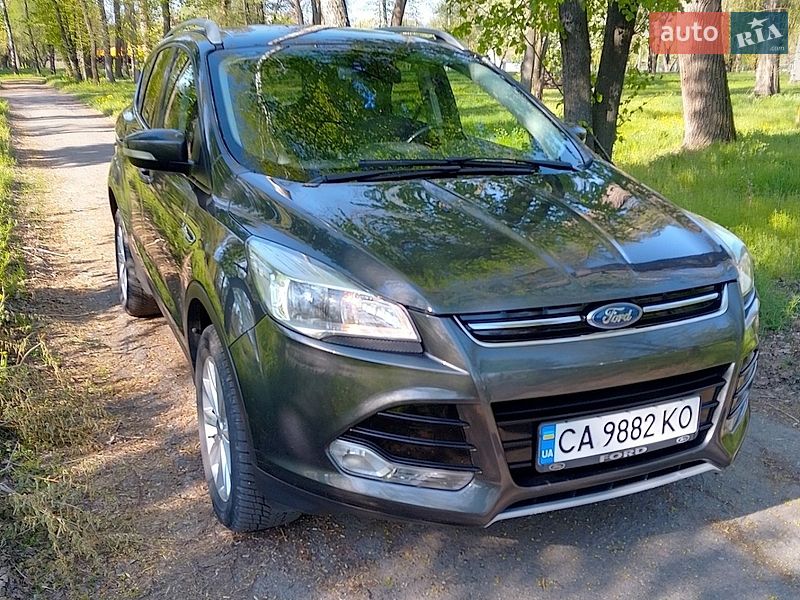 Внедорожник / Кроссовер Ford Kuga 2016 в Каменке