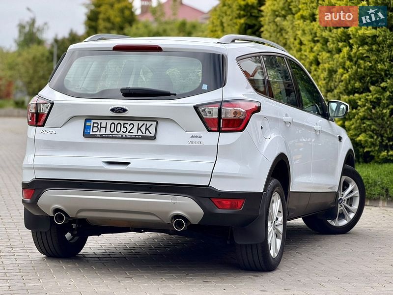 Внедорожник / Кроссовер Ford Kuga 2019 в Одессе