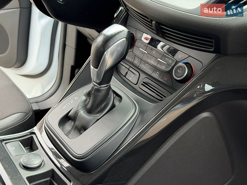 Внедорожник / Кроссовер Ford Kuga 2019 в Одессе