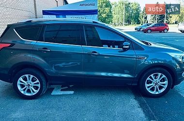 Внедорожник / Кроссовер Ford Kuga 2019 в Днепре