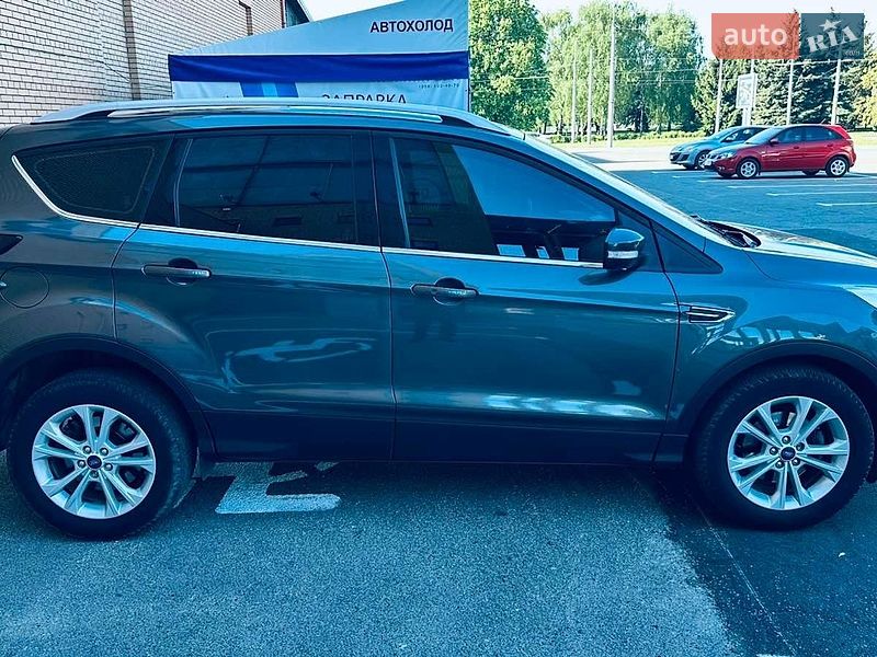 Внедорожник / Кроссовер Ford Kuga 2019 в Днепре