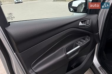 Внедорожник / Кроссовер Ford Kuga 2013 в Тернополе