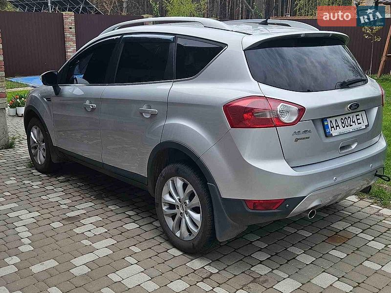 Внедорожник / Кроссовер Ford Kuga 2011 в Киеве