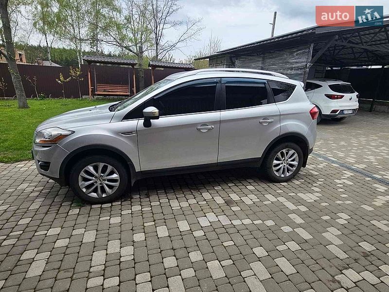 Внедорожник / Кроссовер Ford Kuga 2011 в Киеве