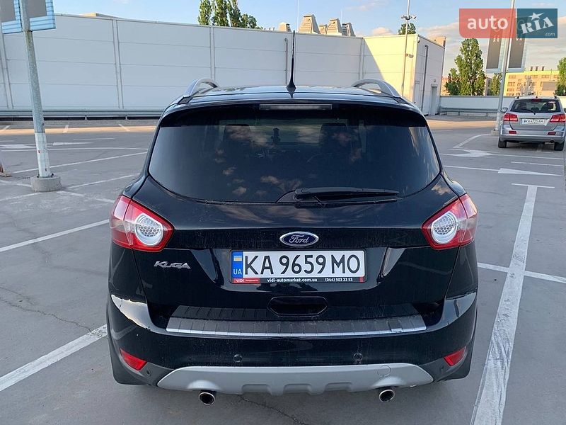 Позашляховик / Кросовер Ford Kuga 2012 в Києві