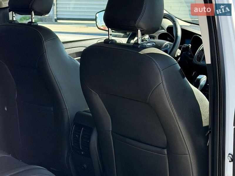 Внедорожник / Кроссовер Ford Kuga 2019 в Черкассах