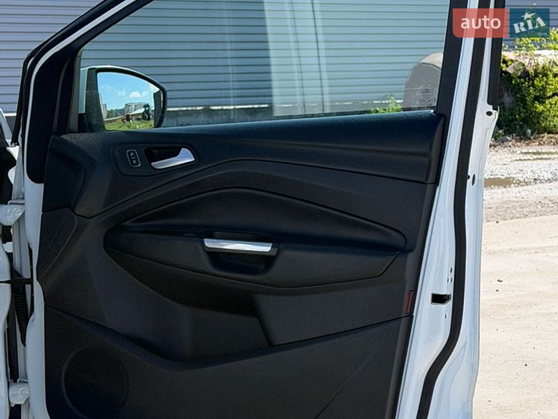 Внедорожник / Кроссовер Ford Kuga 2019 в Черкассах