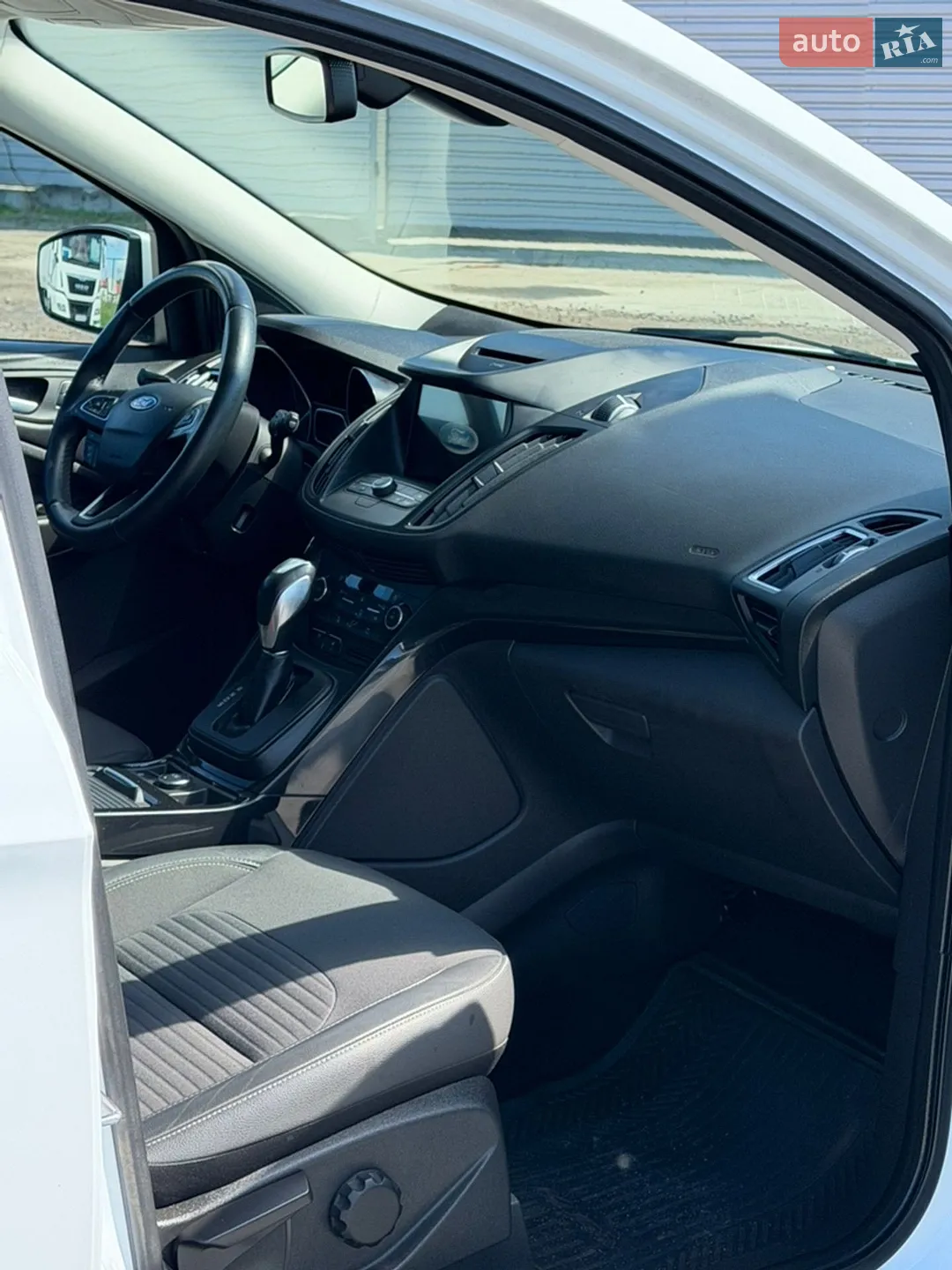 2019 Ford Kuga - мініатюра 33