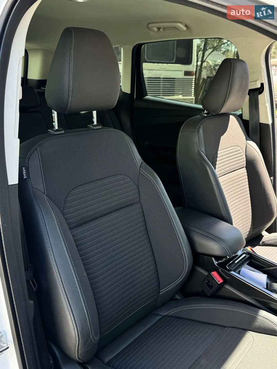 2019 Ford Kuga - мініатюра 39